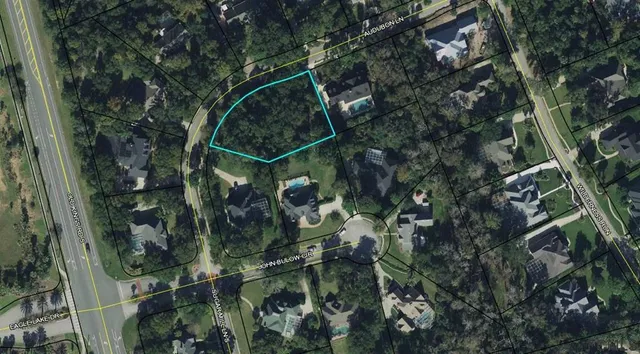 a view of a lake with nearby beach