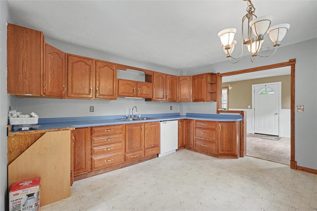 1812 Adams Street Tilton, IL 61833 - Photo 17 of 38
