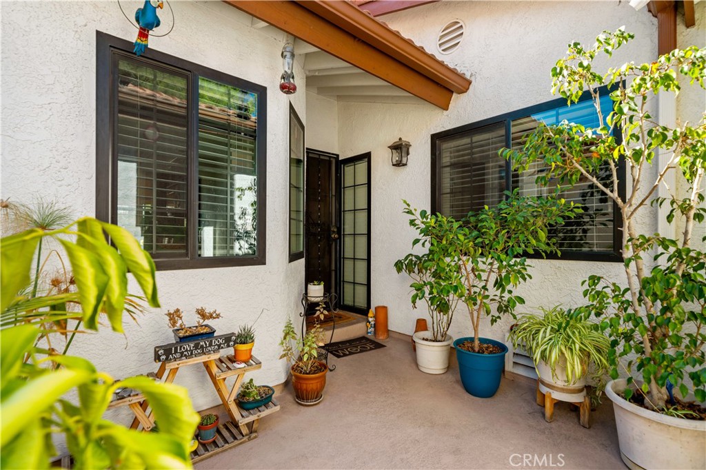 1514 Apache Drive, Unit E Chula Vista, CA 91910 - Photo 3 of 43 a view of outdoor space yard and porch