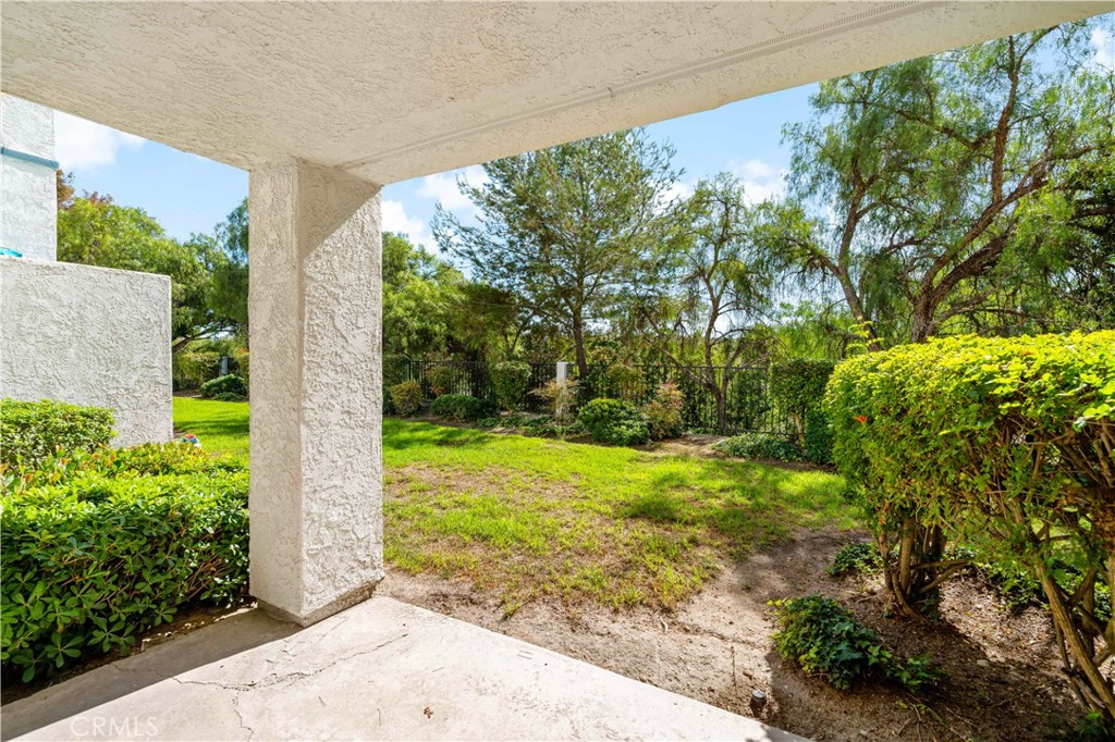 1514 Apache Drive, Unit E Chula Vista, CA 91910 - Photo 34 of 43 a view of a garden with large trees