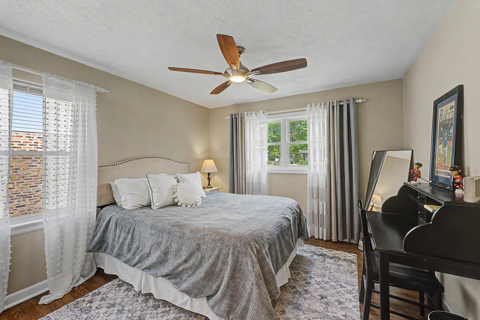 2531 Glenview Road Glenview, IL 60025 - Photo 11 of 24