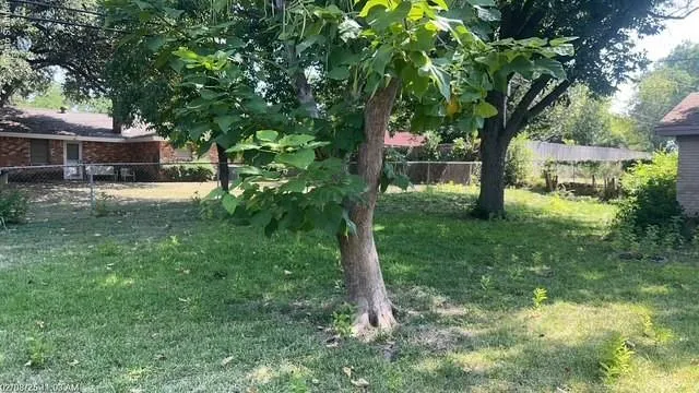 $1,795 | 212 Hallbrook Drive, Fort Worth, TX 76134