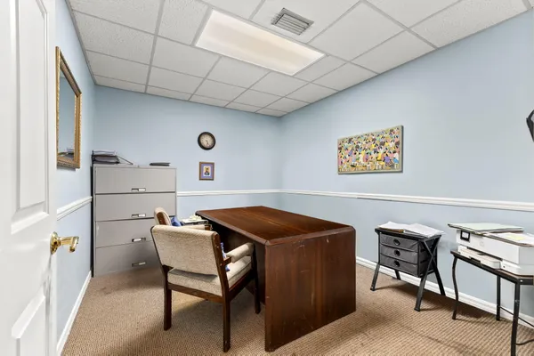 $299,900 | 900 Southeast Ocean Boulevard, Unit 202B, Stuart, FL 34994