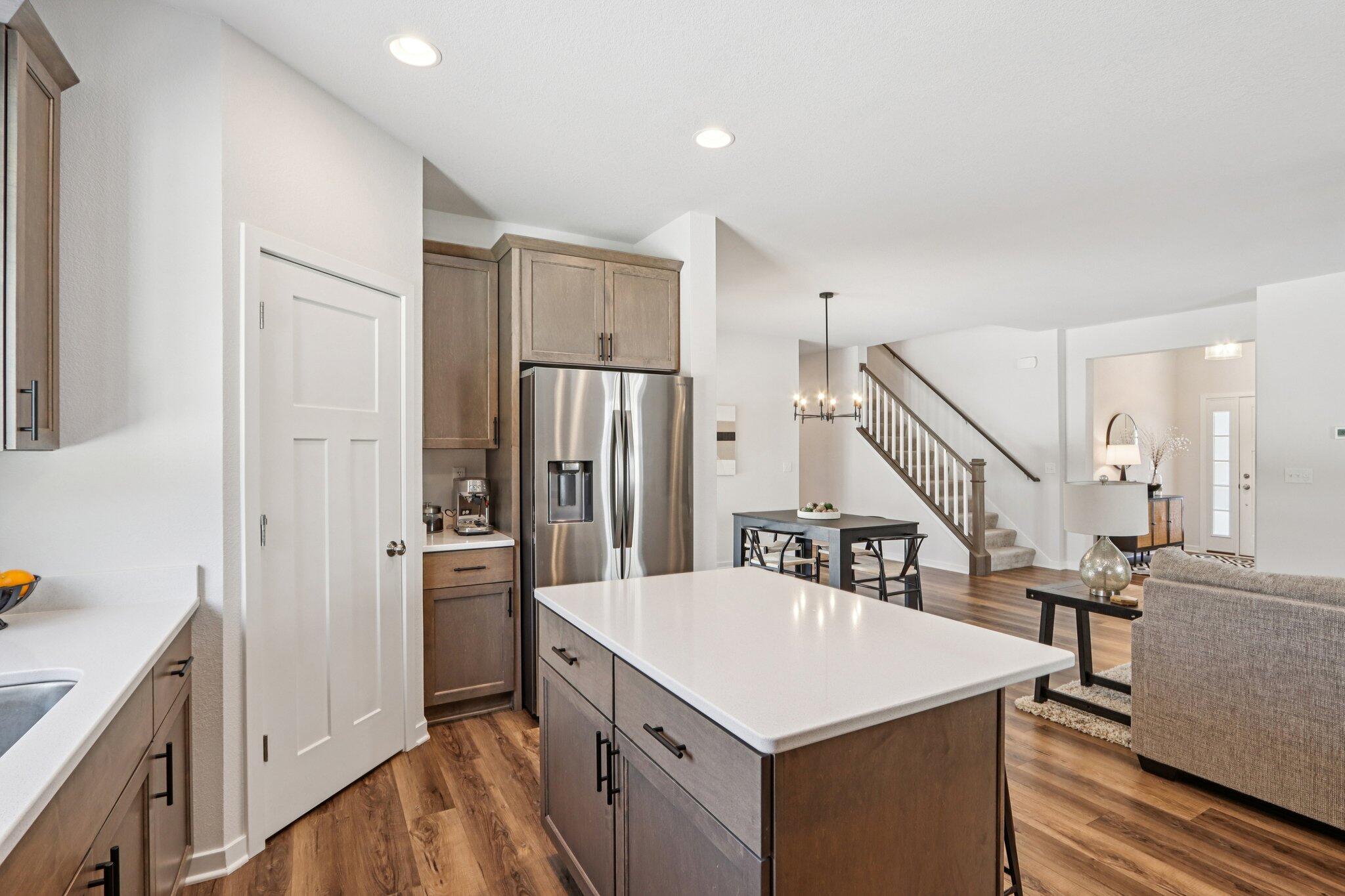 532 Wild Oak Road Hartland, WI 53029 - Photo 11 of 48 Kitchen