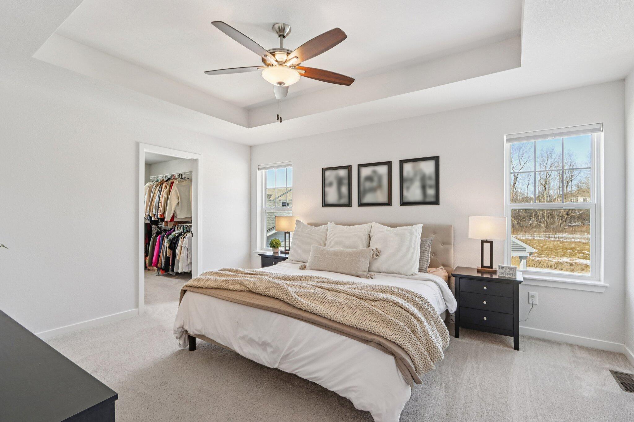 532 Wild Oak Road Hartland, WI 53029 - Photo 18 of 48 Primary bedroom