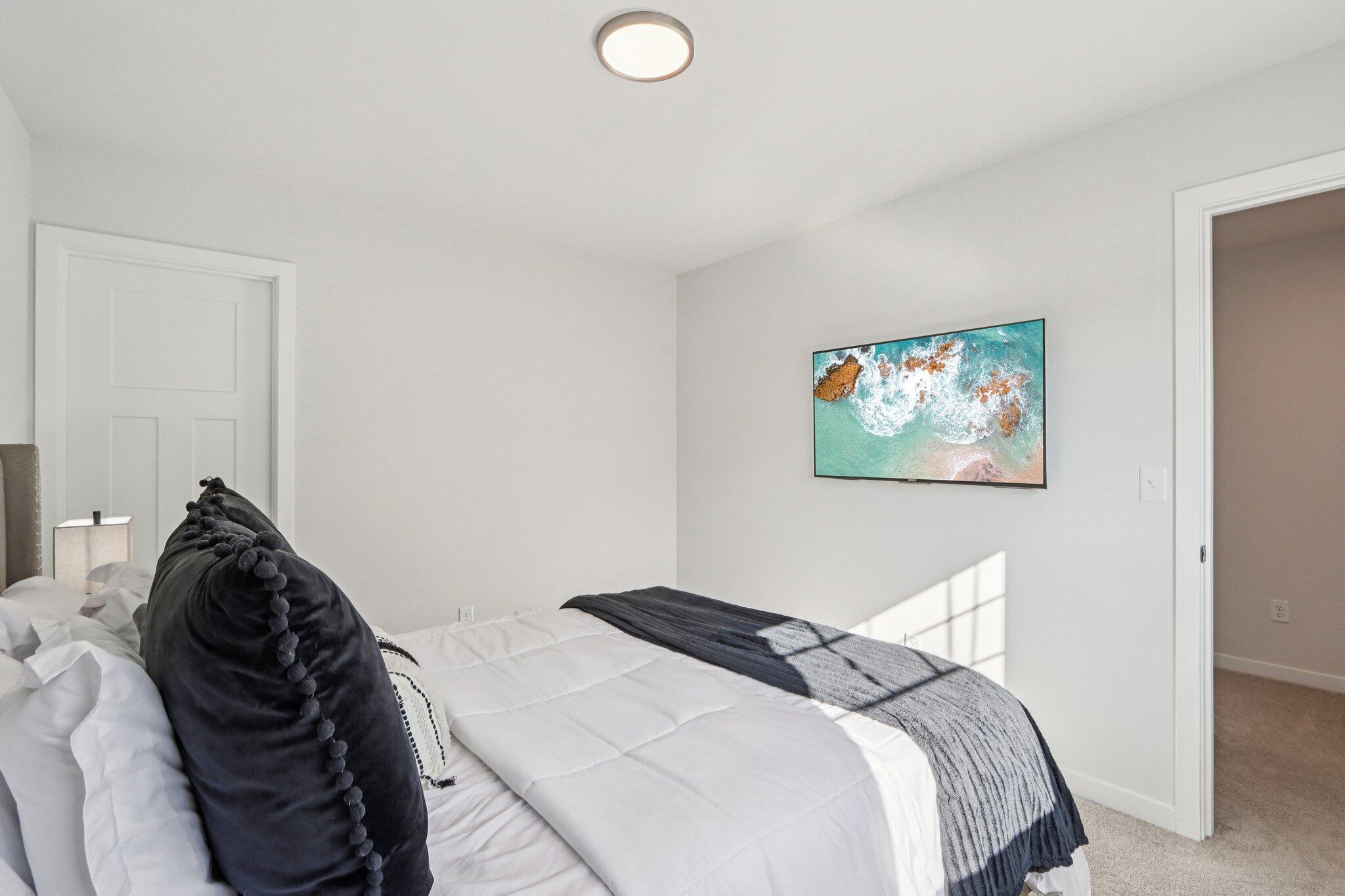 532 Wild Oak Road Hartland, WI 53029 - Photo 26 of 48 Bedroom2 pic2