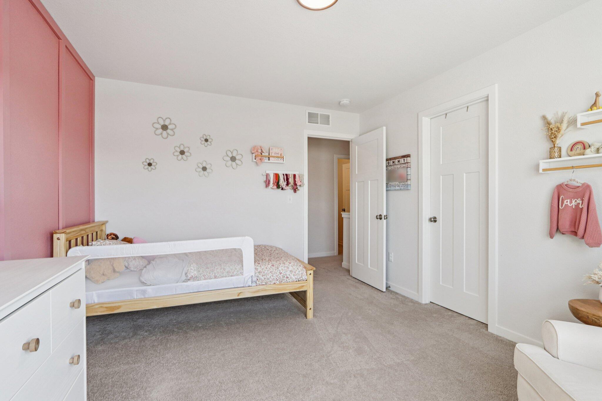 532 Wild Oak Road Hartland, WI 53029 - Photo 29 of 48 Bedroom4 pic2