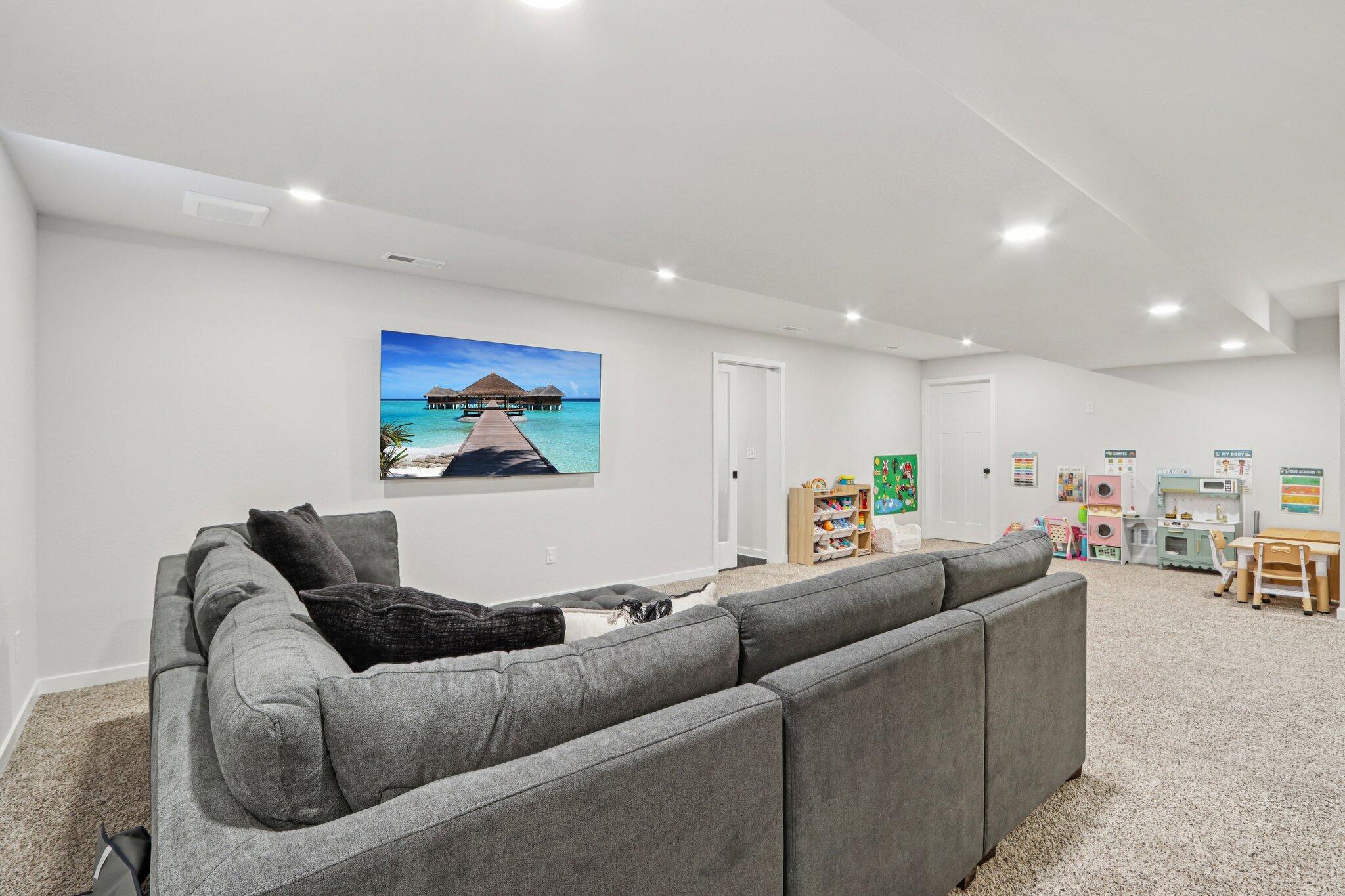 532 Wild Oak Road Hartland, WI 53029 - Photo 33 of 48 47-web-or-mls-Wild Oak Rd-S1402-047