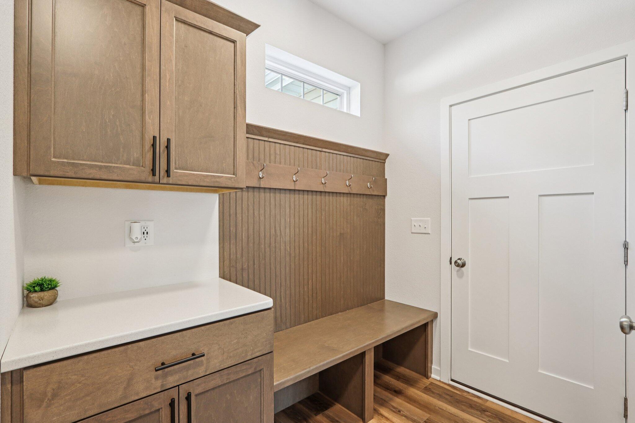 532 Wild Oak Road Hartland, WI 53029 - Photo 39 of 48 Entry off of the garage