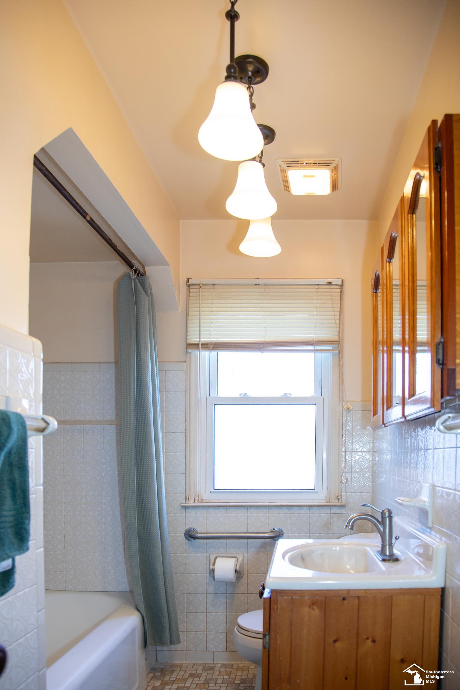 15708 Goddard Road Allen Park, MI 48101 - Photo 15 of 33