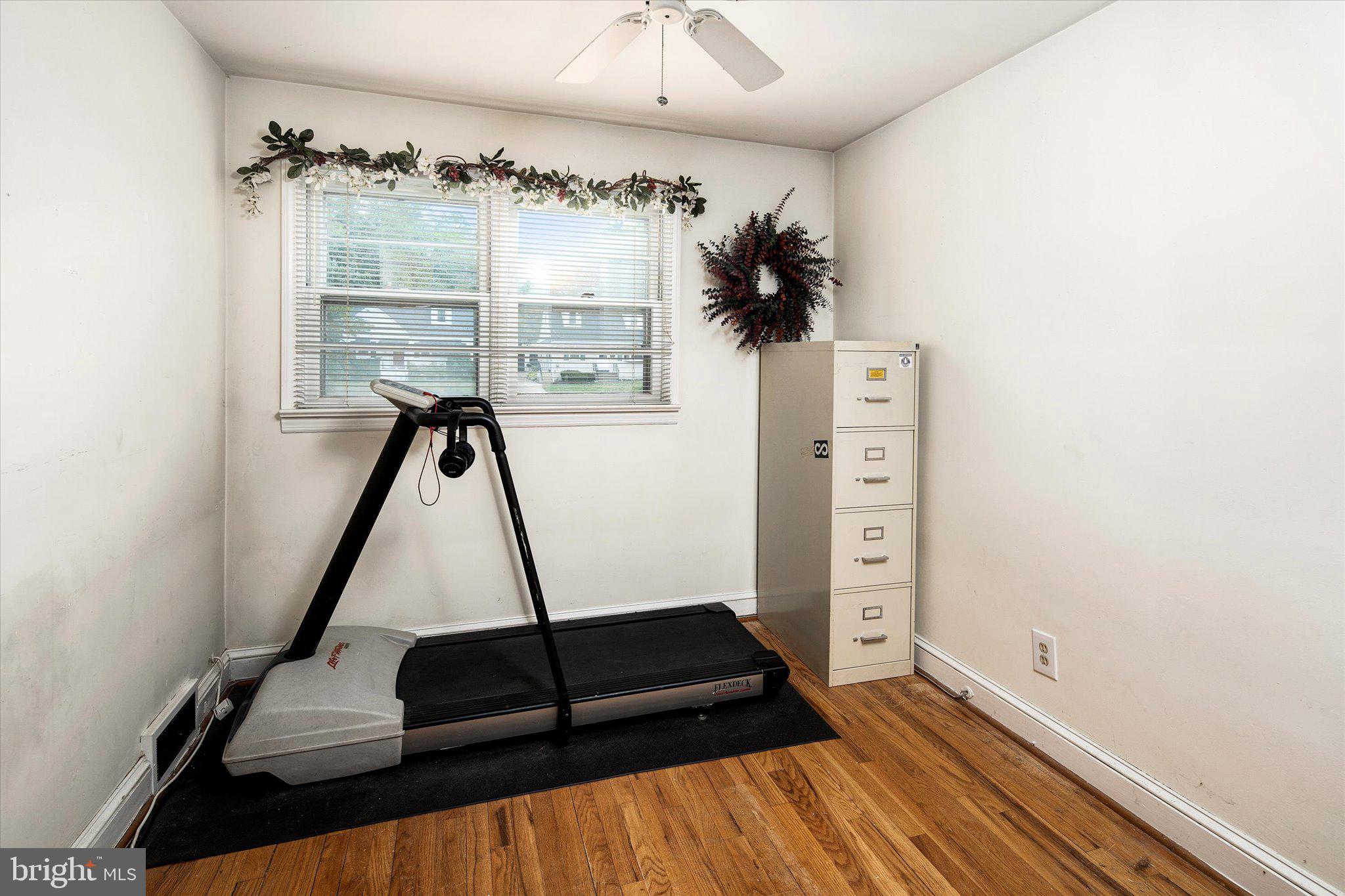 55 Gedney Road Lawrence Township, NJ 08648 - Photo 11 of 27 Gallery Image 11
