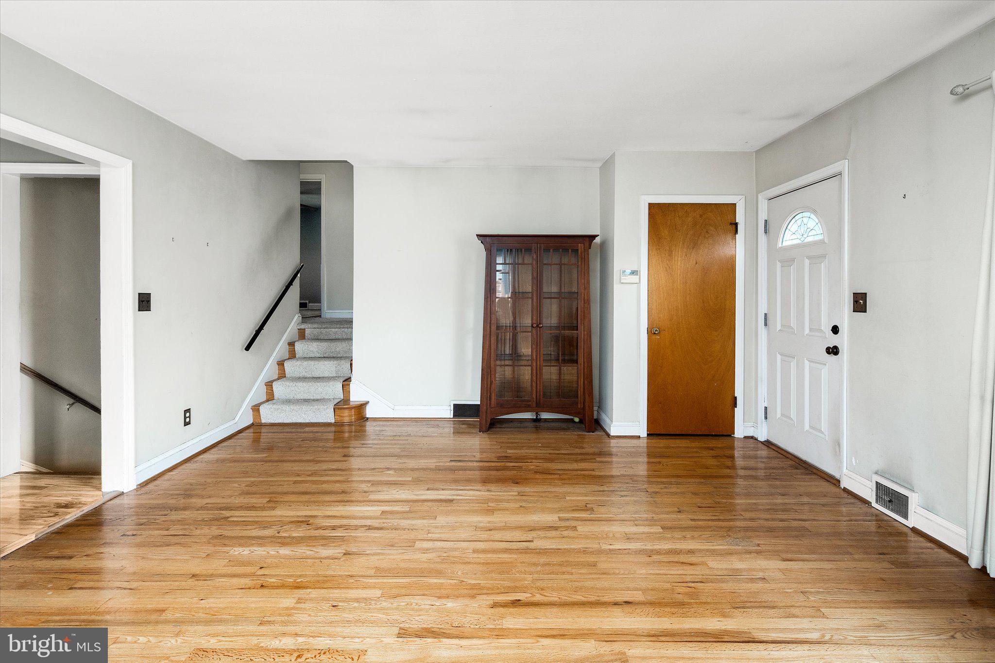 55 Gedney Road Lawrence Township, NJ 08648 - Photo 5 of 27 Gallery Image 5