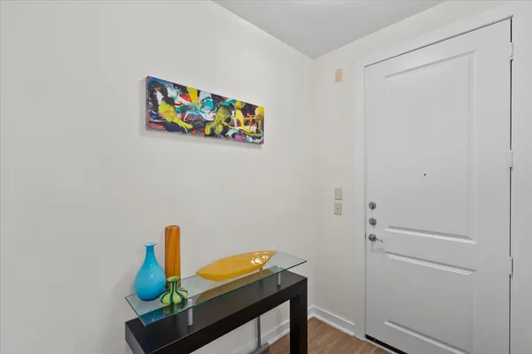 $2,400 | 1900 Barton Springs Road, Unit 5001, Austin, TX 78704