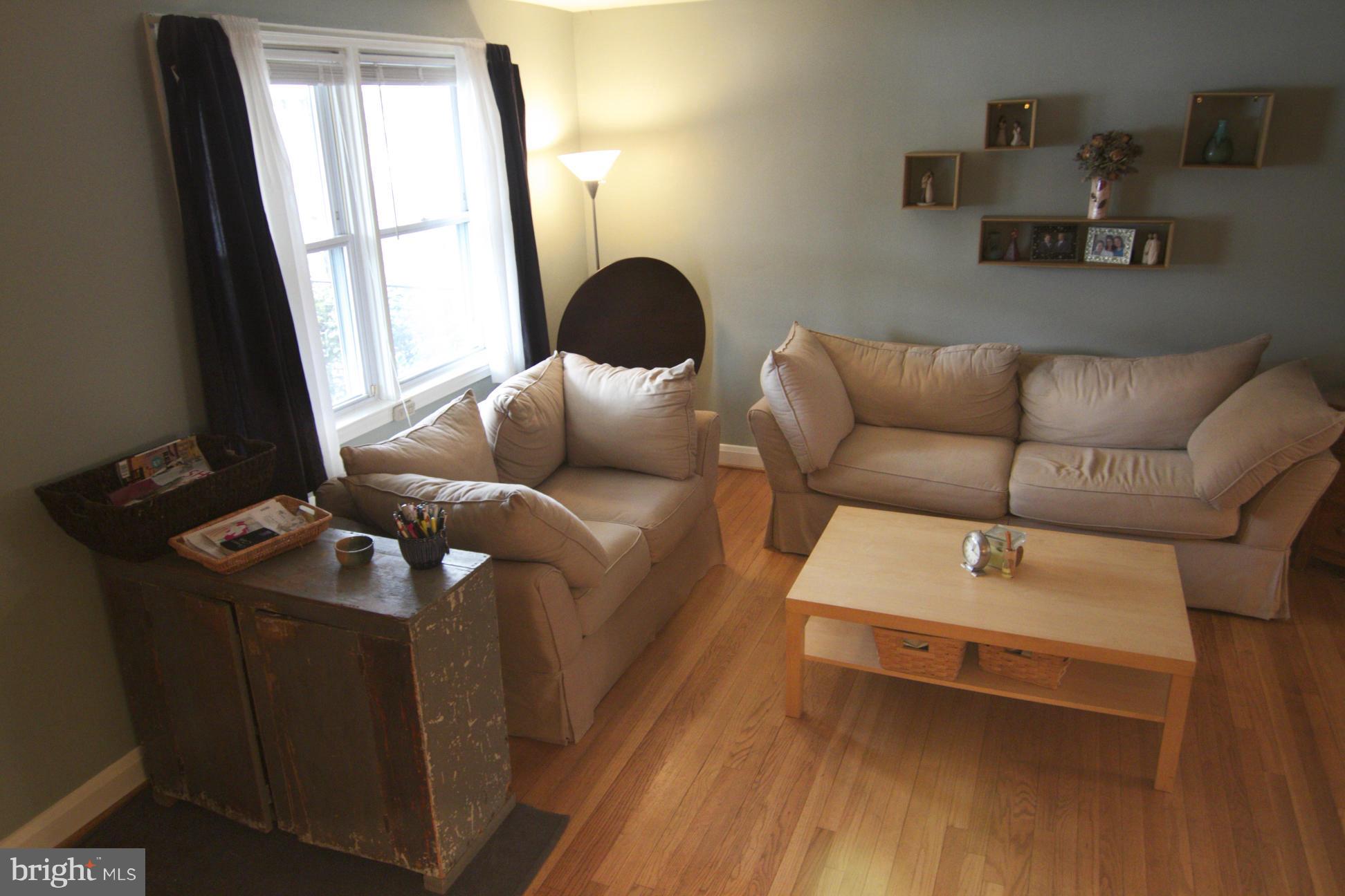 3805 Monterey Road Baltimore, MD 21218 - Photo 3 of 22 Living Room