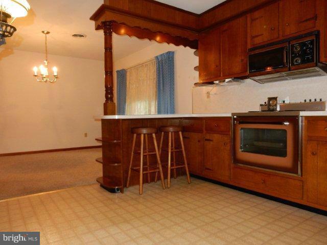 13534 Penn Shop Road Mount Airy, MD 21771 - Photo 6 of 30 Kitchen