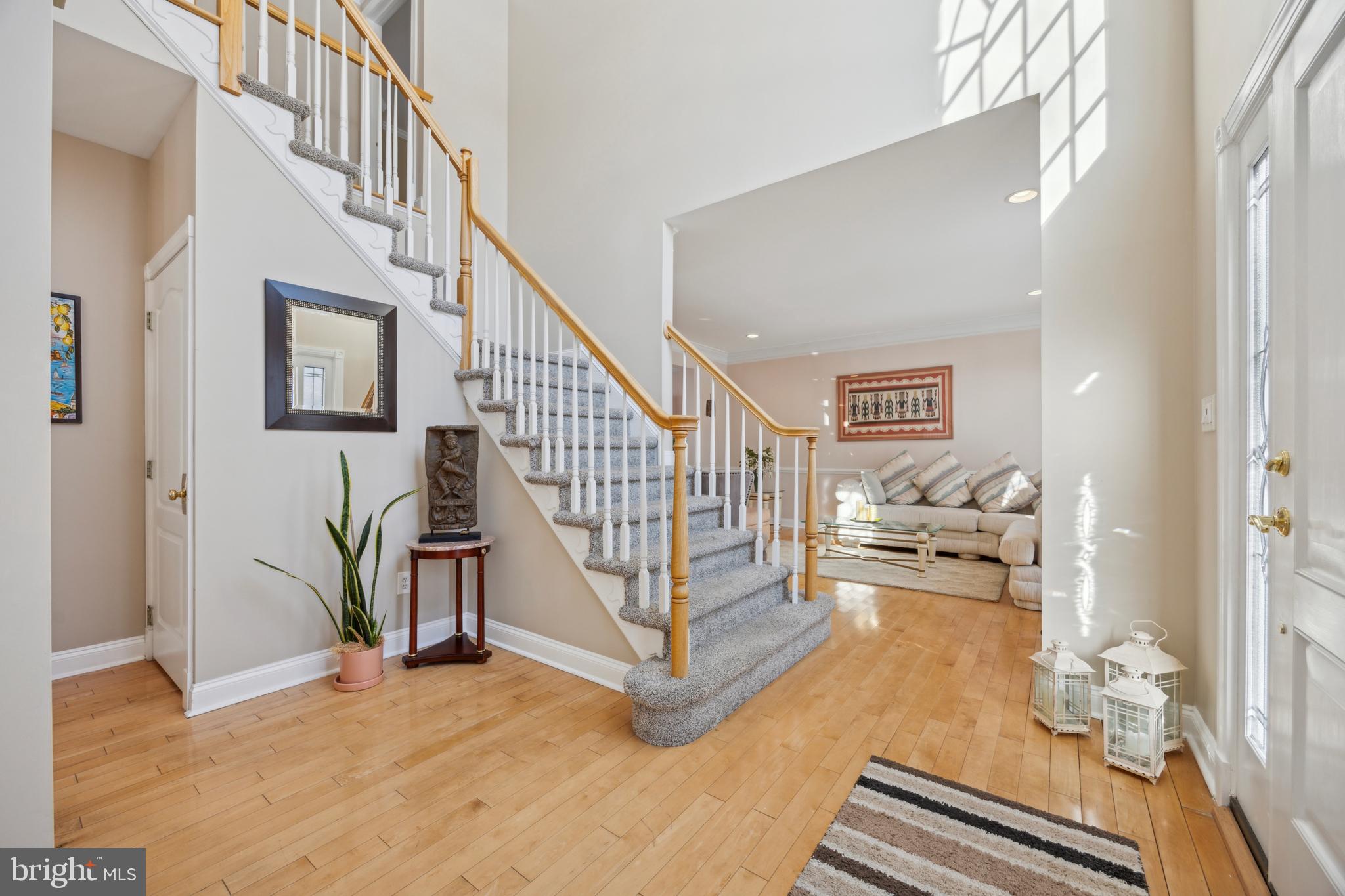 100 Parkview Circle Media, PA 19063 - Photo 6 of 63 Two storey foyer