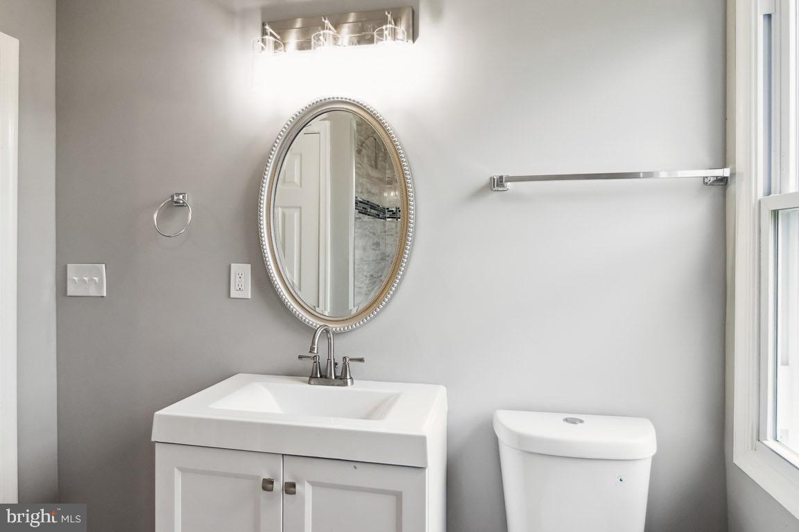1629 Lochwood Road Baltimore, MD 21218 - Photo 31 of 49 Gallery Image 31