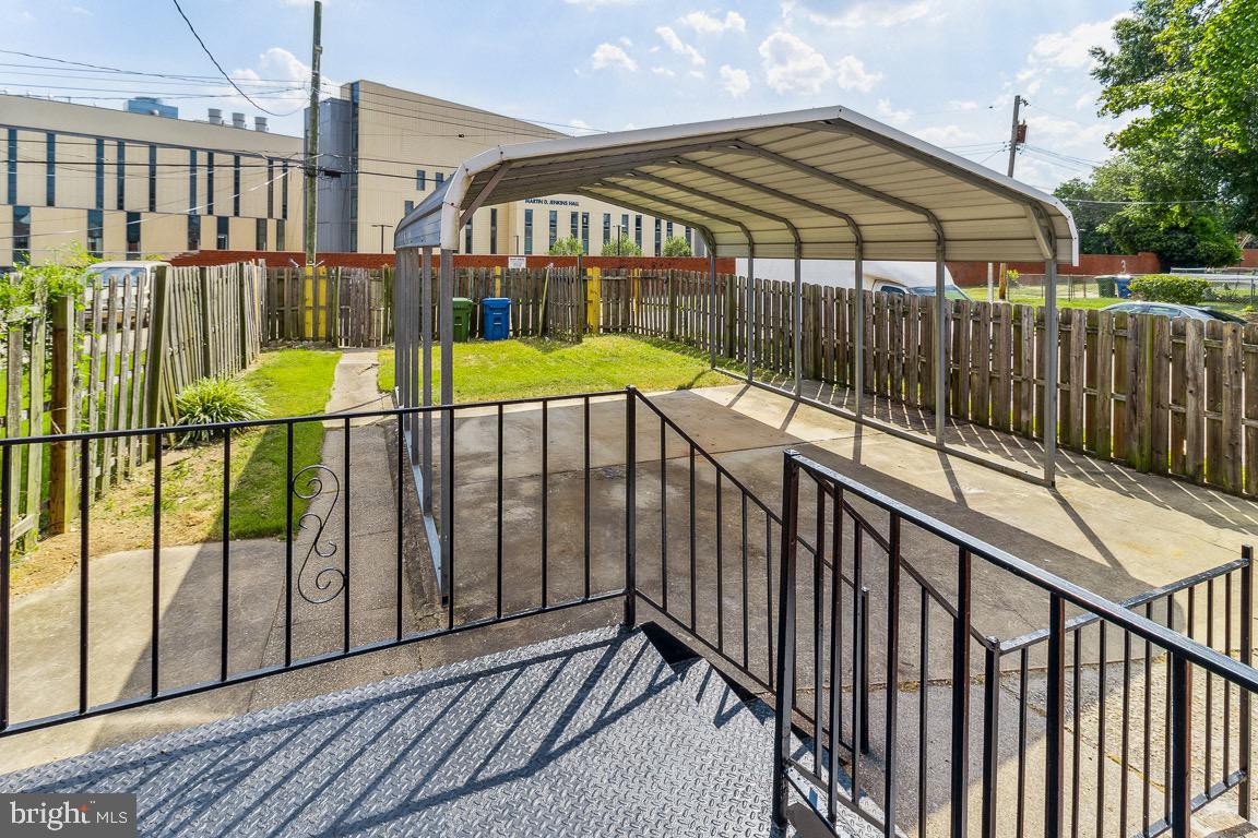 1629 Lochwood Road Baltimore, MD 21218 - Photo 40 of 49 Gallery Image 40