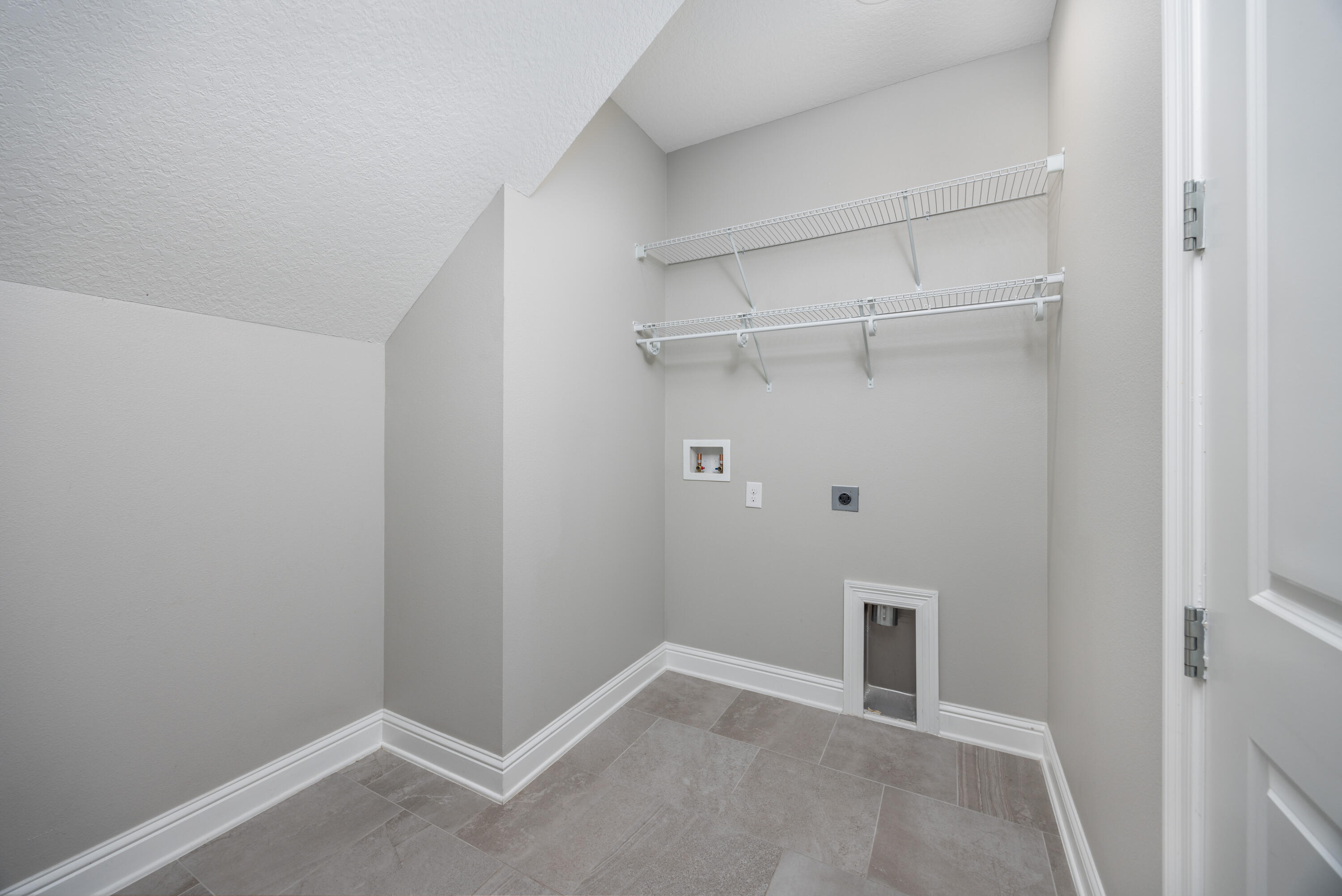 134 Laurel Oaks Drive Freeport, FL 32439 - Photo 16 of 30 a view of an empty room