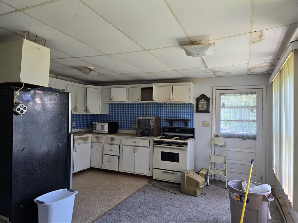 570 County Highway 2 Hamden, NY 13752 - Photo 9 of 26 2nd floor, left side apt