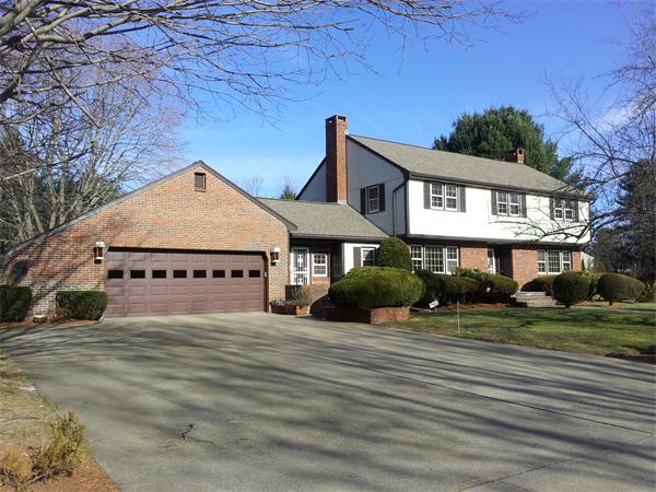 37 Saddle Club Road Lexington, MA 02420 - Photo 1 of 11 Gallery Image 1