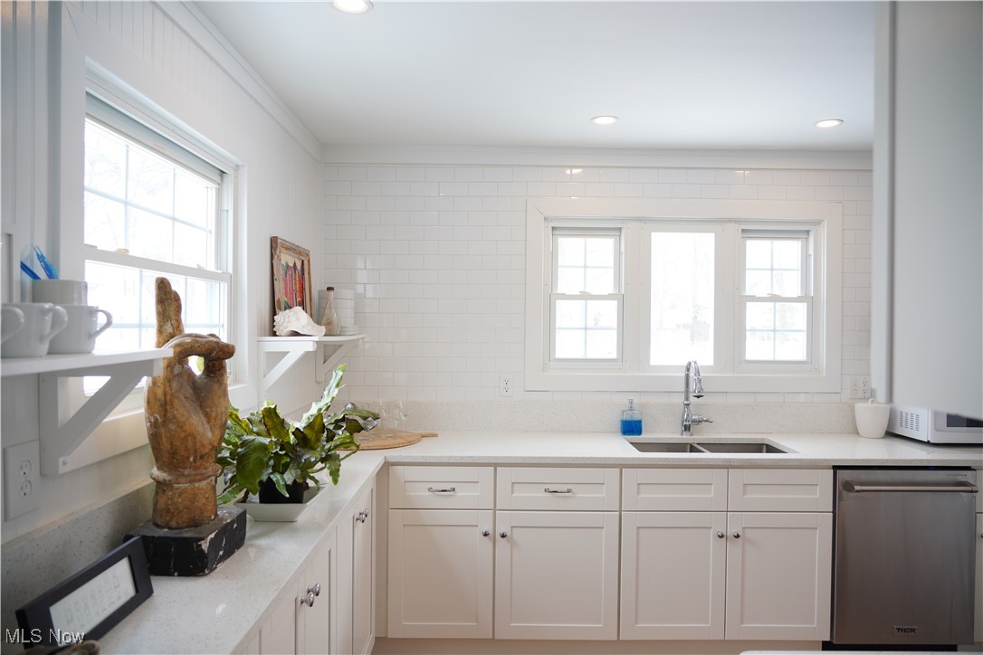 188 Sunset Road Avon Lake, OH 44012 - Photo 7 of 24 Gallery Image 7
