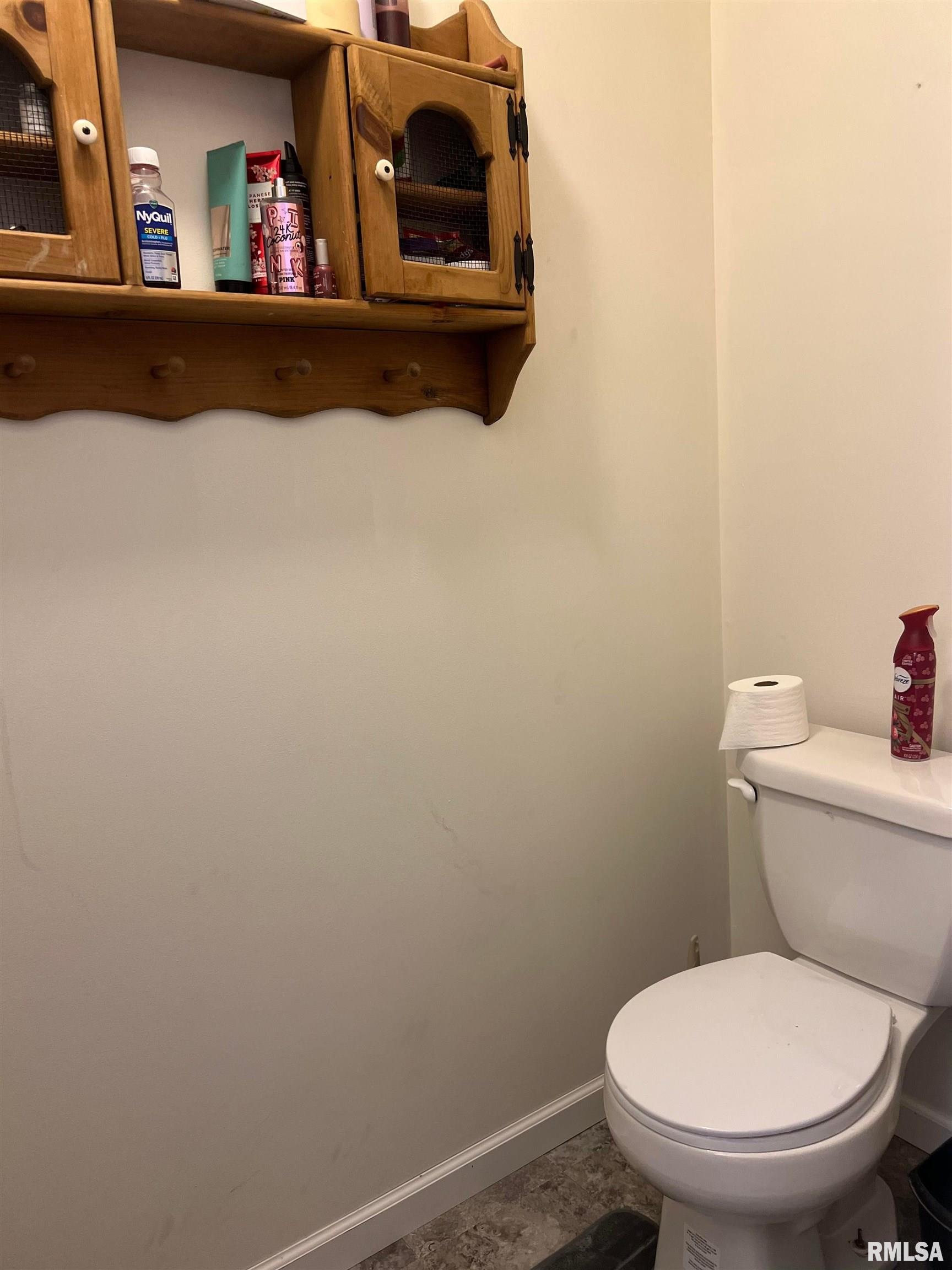 7932 Park Street Road Benton, IL 62812 - Photo 6 of 44