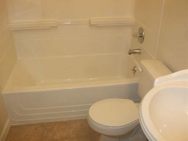 3581 Glorious Road Columbus, OH 43204 - Photo 12 of 14 Gallery Image 12