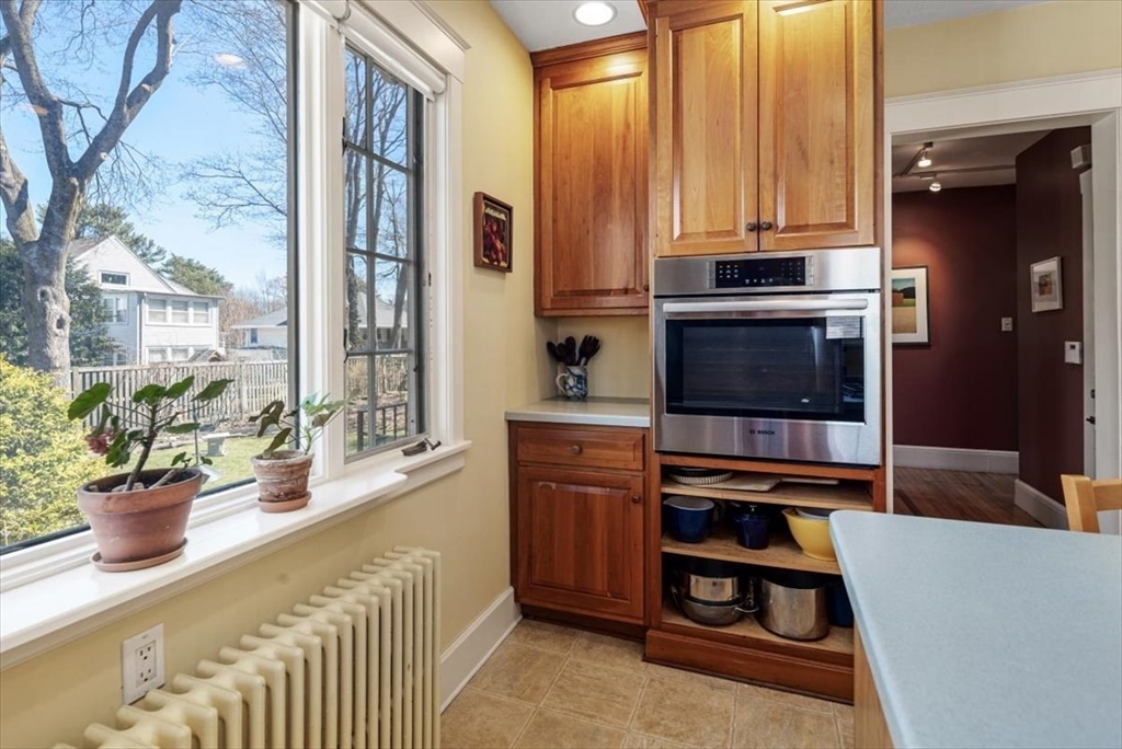 6 Briarfield Road Milton, MA 02186 - Photo 12 of 41 Gallery Image 12