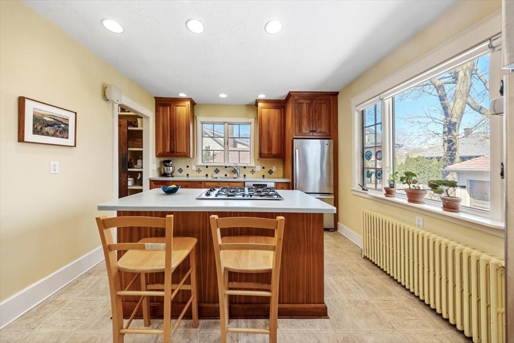 6 Briarfield Road Milton, MA 02186 - Photo 15 of 41 Gallery Image 15