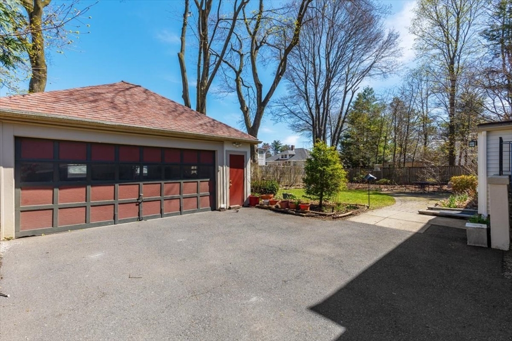 6 Briarfield Road Milton, MA 02186 - Photo 30 of 41 Gallery Image 30