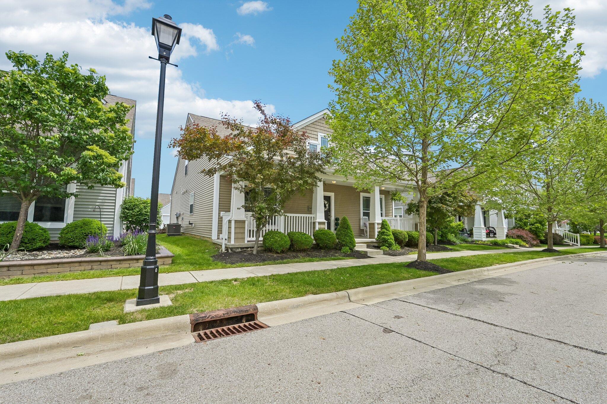 2410 Cypress Point Road Grove City, OH 43123 - Photo 2 of 31 2-web-or-mls-Cypress Point Rd-S1605-002