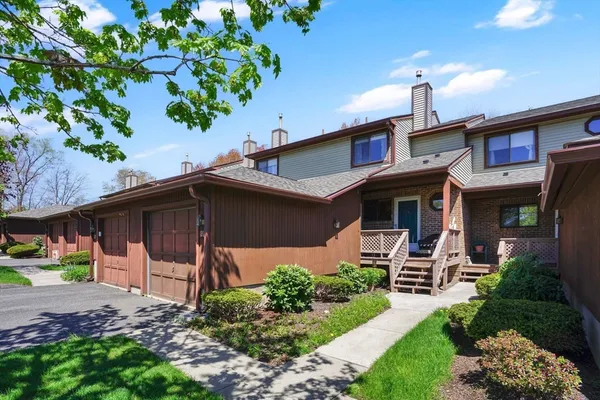 $299,900 | 22 Ash Lane, Unit 22, Agawam, MA 01001