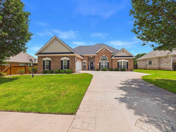 $355,000 | 105 Fairfax Court, Centerville, GA 31028