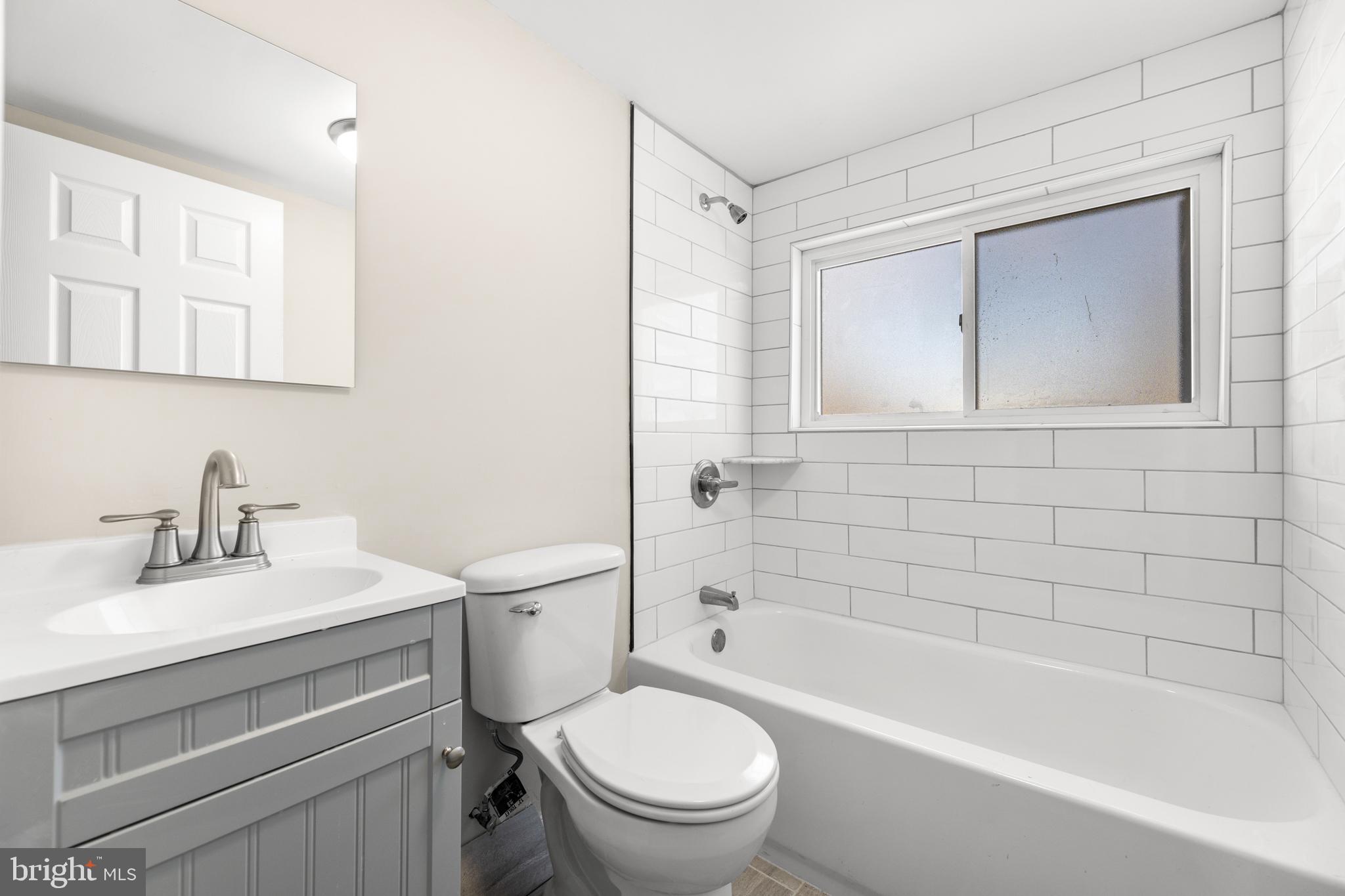 24 Edward Road Hatboro, PA 19040 - Photo 5 of 9