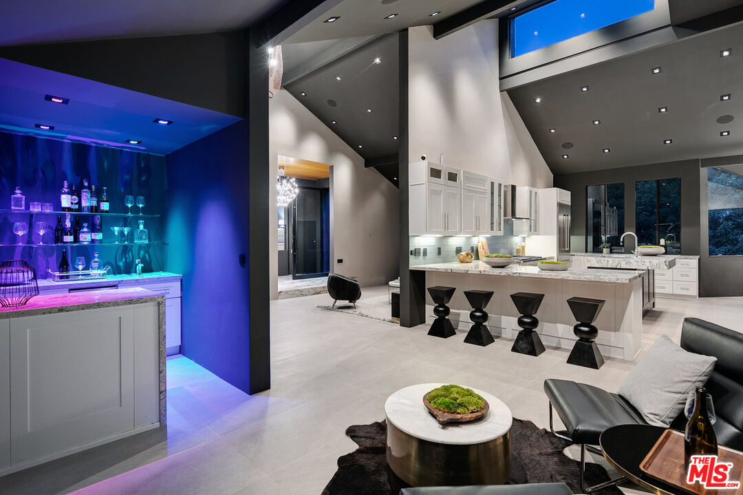 2001 Roscomare Road Los Angeles, CA 90077 - Photo 56 of 62