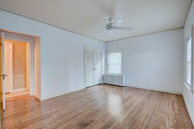 $2,900 | 2225 East Woodstock Place, Milwaukee, WI 53202