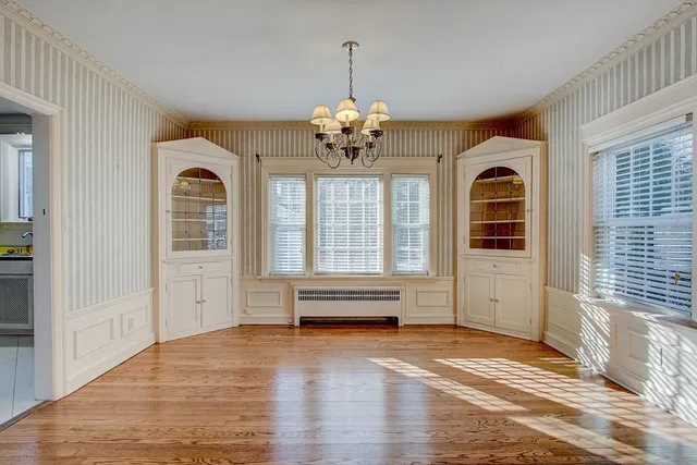 $2,900 | 2225 East Woodstock Place, Milwaukee, WI 53202