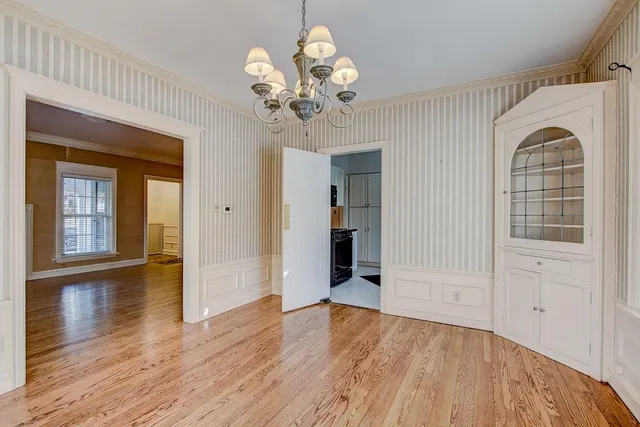 $2,900 | 2225 East Woodstock Place, Milwaukee, WI 53202