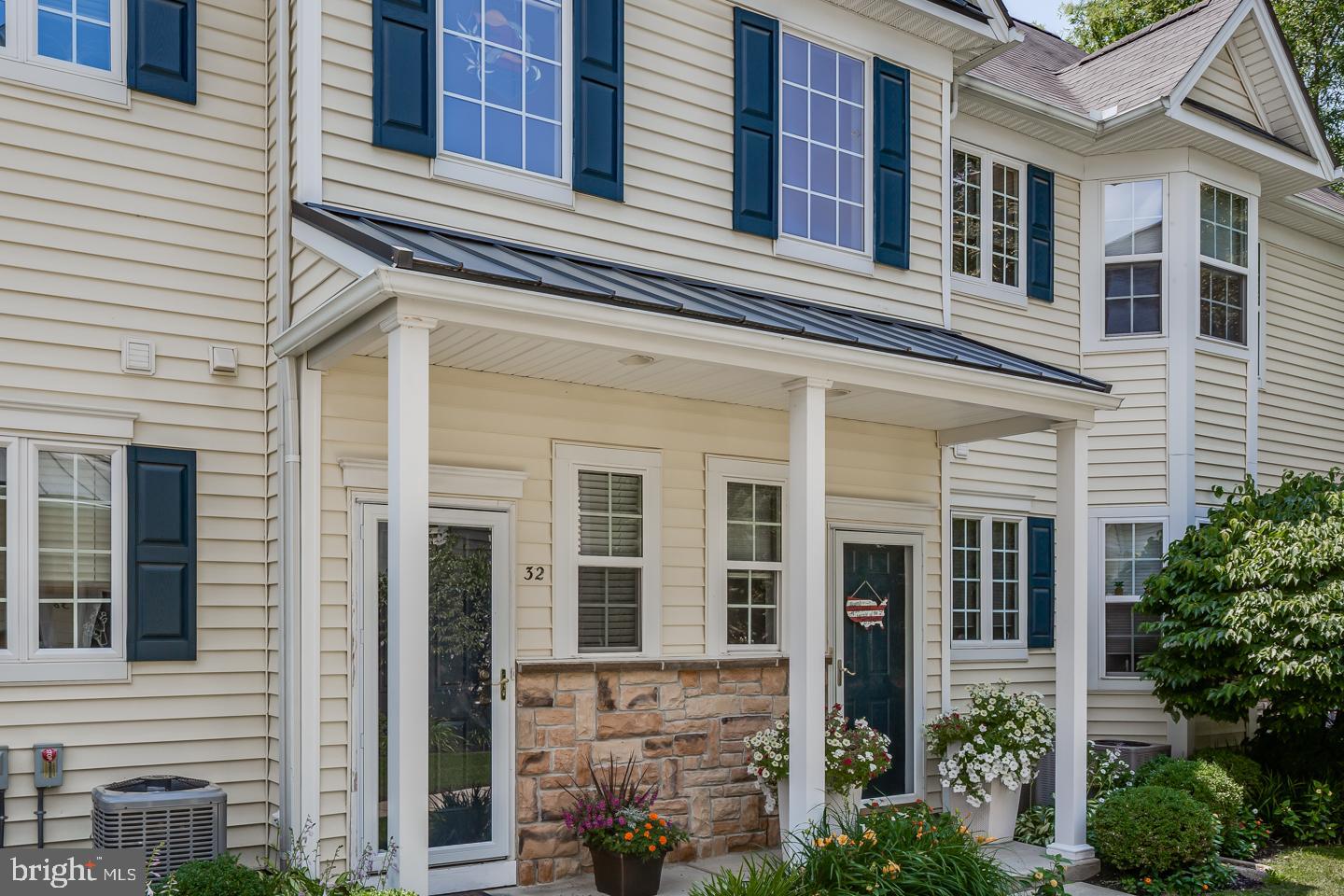 32 Pelican Place Thorofare, NJ 08086 - Photo 1 of 27