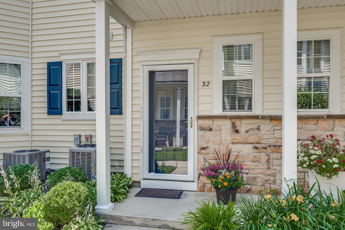 32 Pelican Place Thorofare, NJ 08086 - Photo 4 of 27