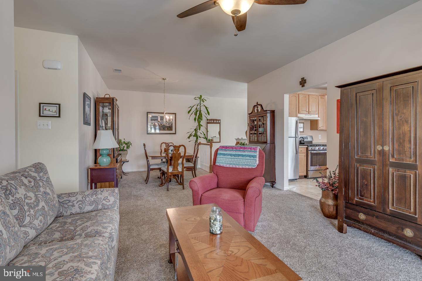 32 Pelican Place Thorofare, NJ 08086 - Photo 10 of 27