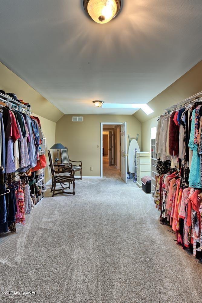 817 Foxgate Road Louisville, KY 40223 - Photo 32 of 44 817 Foxgate-33