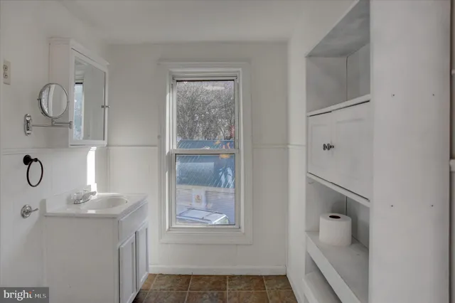 $139,900 | 140 East Vine Street, Chambersburg, PA 17201