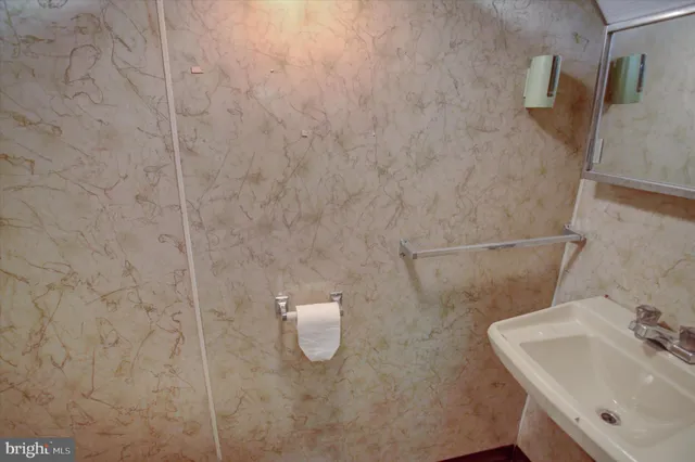 $139,900 | 140 East Vine Street, Chambersburg, PA 17201