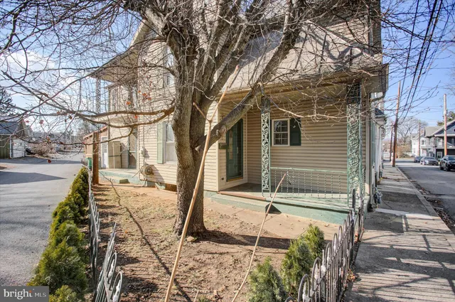 $139,900 | 140 East Vine Street, Chambersburg, PA 17201