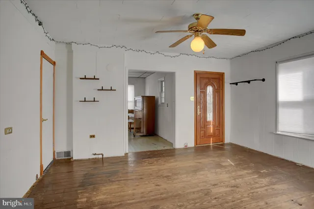 $139,900 | 140 East Vine Street, Chambersburg, PA 17201