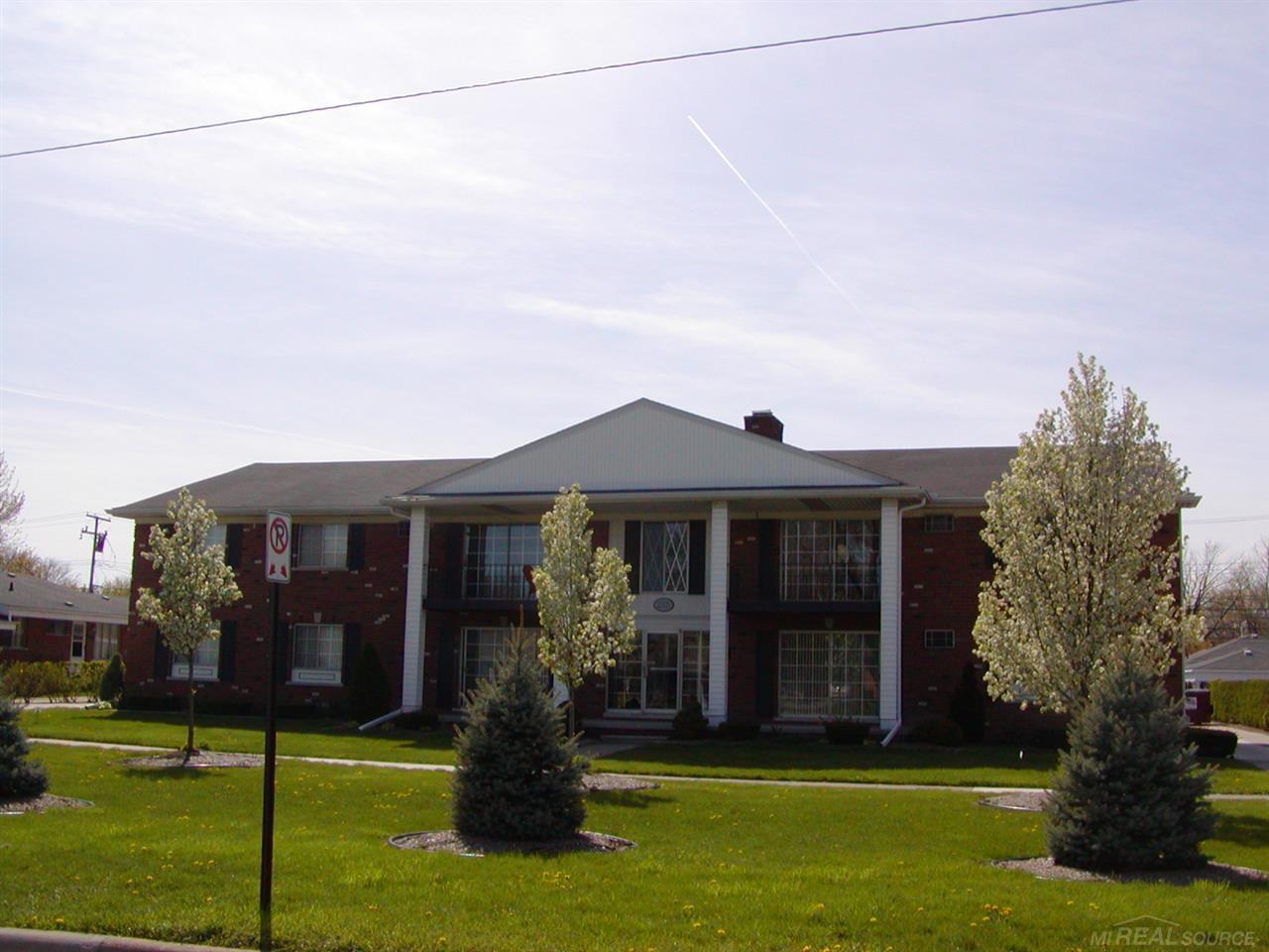 23321 Kelly Road, Unit 7 Eastpointe, MI 48021 - Photo 1 of 14