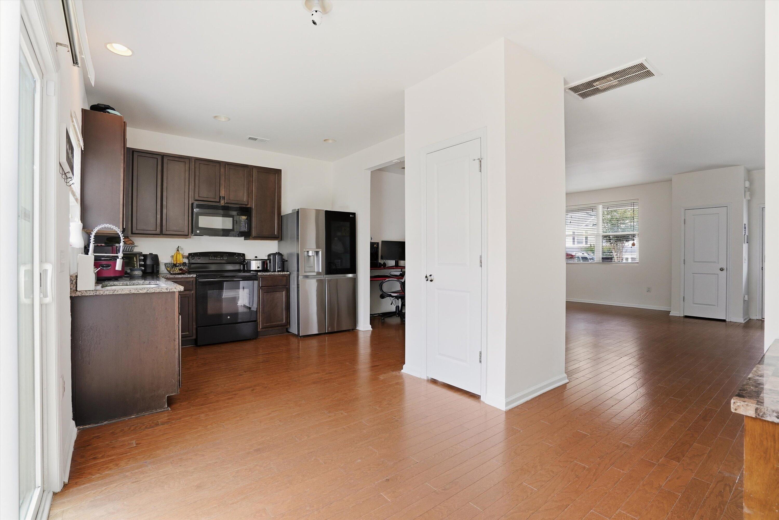 9060 Parlor Drive Ladson, SC 29456 - Photo 14 of 28 14-DSC07969_1