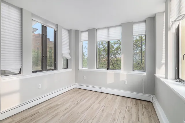 $145,000 | 120 Seward Avenue, Unit 412, Detroit, MI 48202